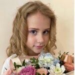 Ева Старикова